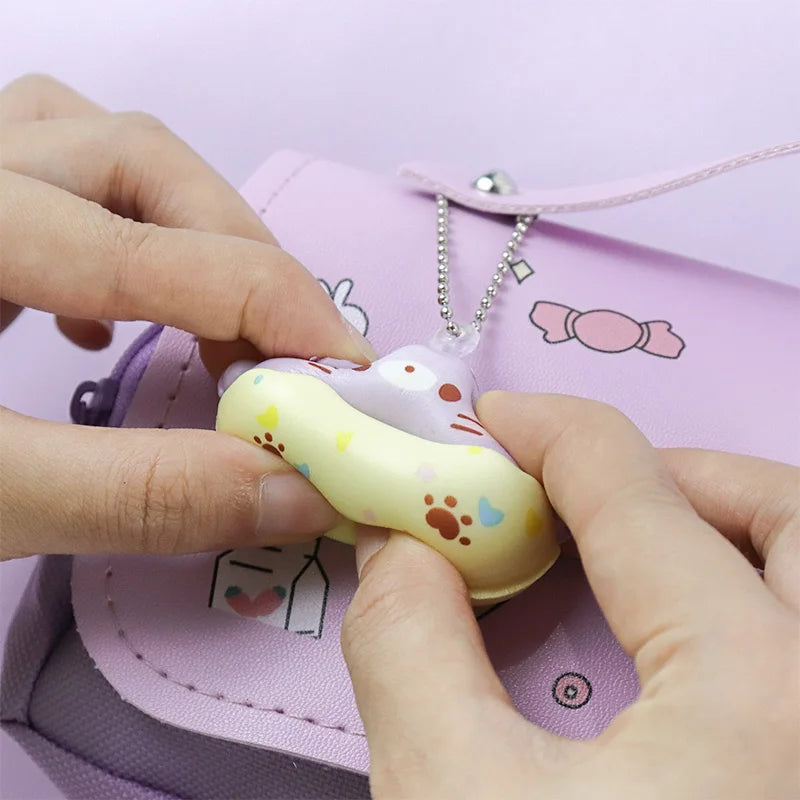 Estuche 3D Kawaii Antiestrés – Organizador Escolar Impermeable
