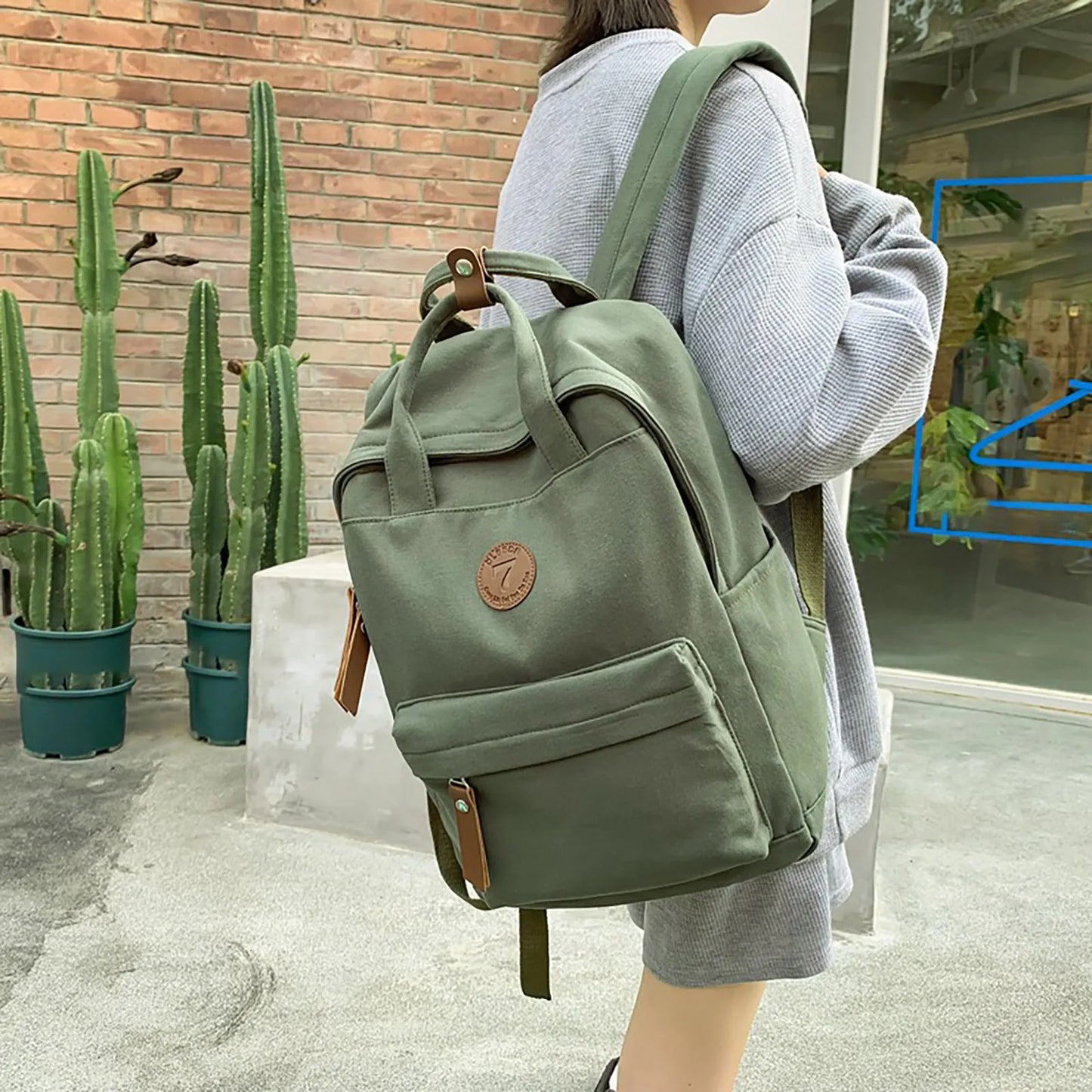 Mochila Fashion Mesh – Estilo Juvenil con Gran Capacidad